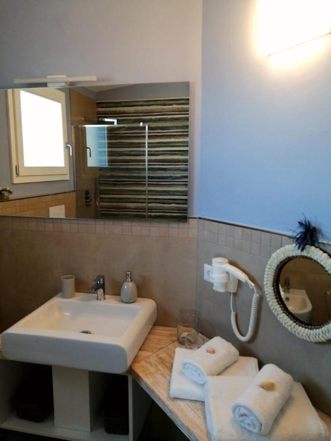 Gi & Ro Al Mare Bed & Breakfast กัสเตลซาร์โด ภายนอก รูปภาพ